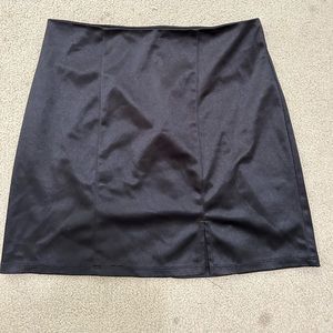 Satin black skirt w slit